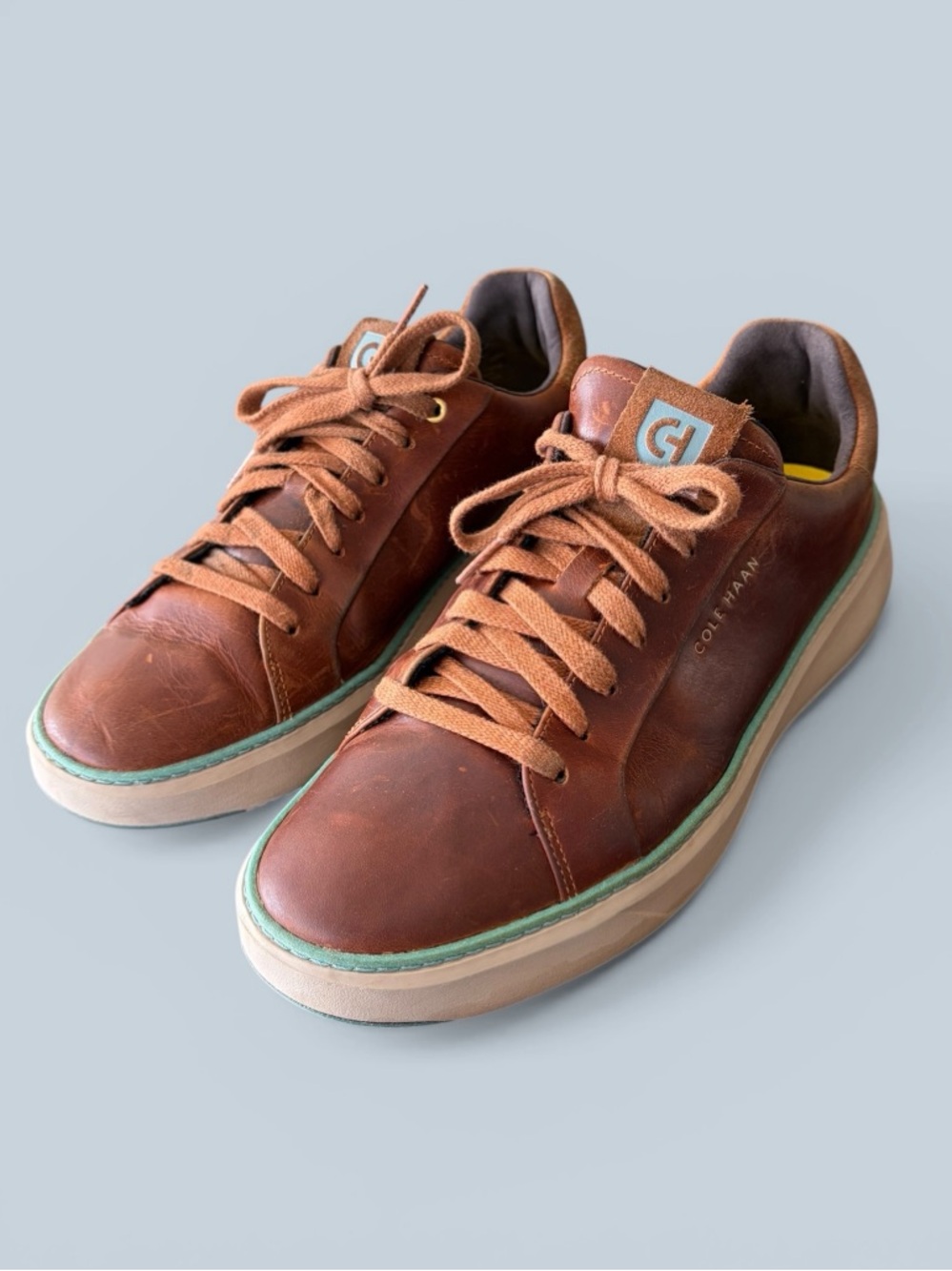 Men’s Brown Leather Casual Sneakers with Green Trim